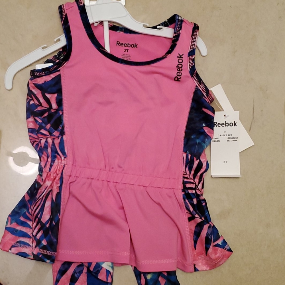 NWT Reebok set - Picture 2 of 5